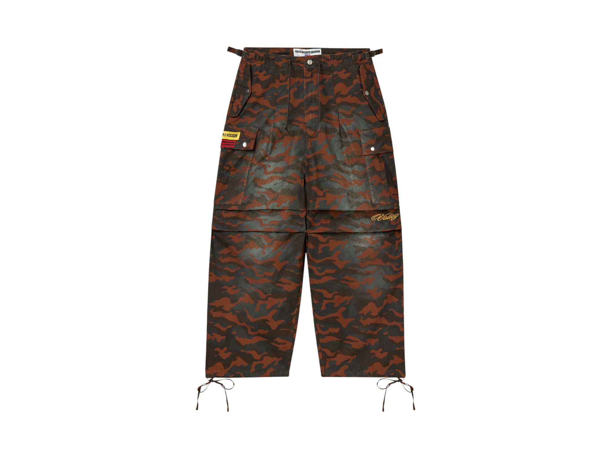 https://res.cloudinary.com/dlqdbsx2k/image/upload/v1790022895/2511_VALLEY-DREAMS_CURSIVE-WORDMARK_PARACHUTE-PANT_RED_CAMO_001_1_crhdbf.jpg