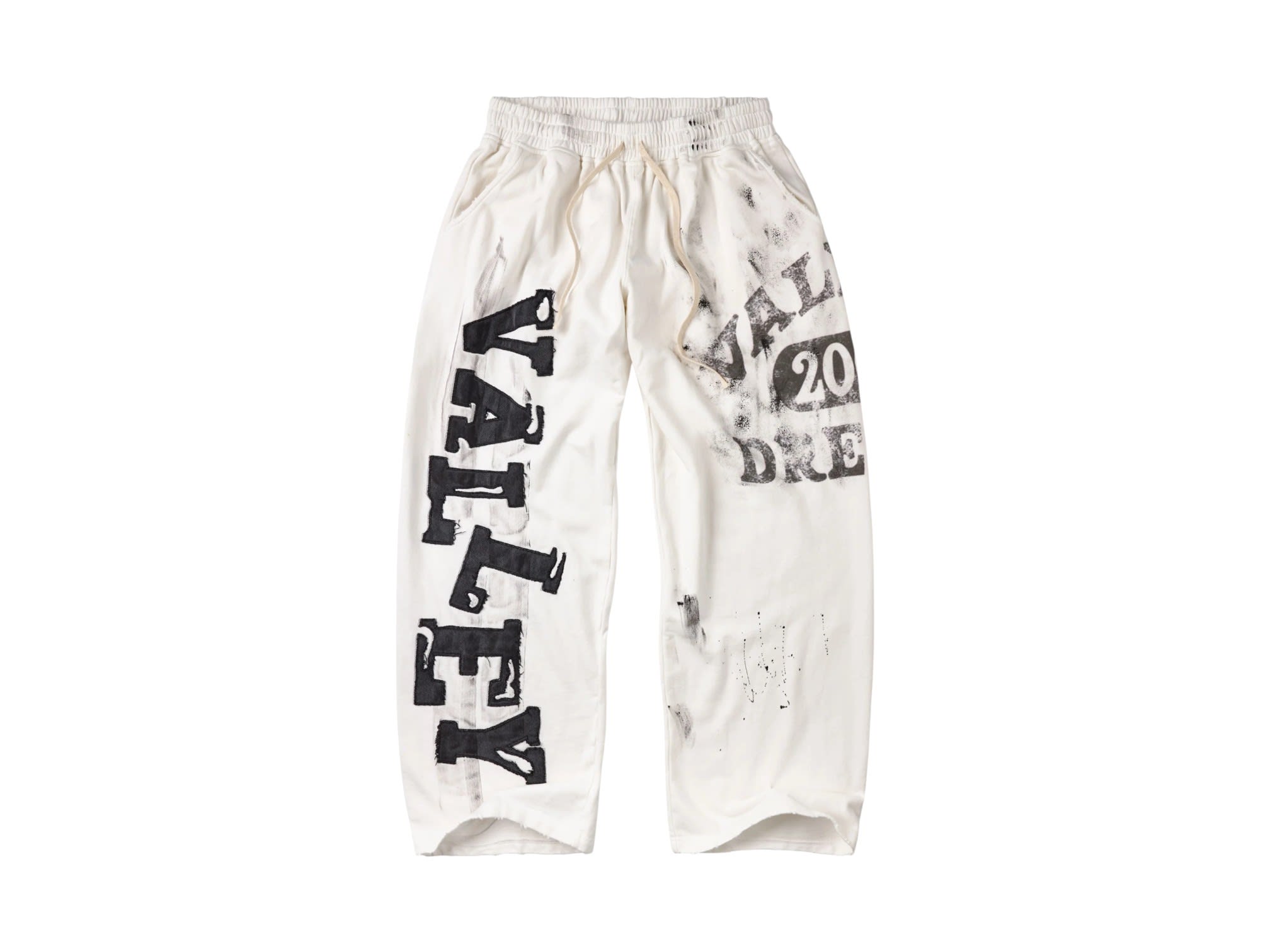 https://res.cloudinary.com/dlqdbsx2k/image/upload/v1788886479/2605_VALLEY-DREAMS_BOLD-WORDMARK_WIDE-LEG-SWEATPANT_WHT_LD_001_kx8mkf.jpg