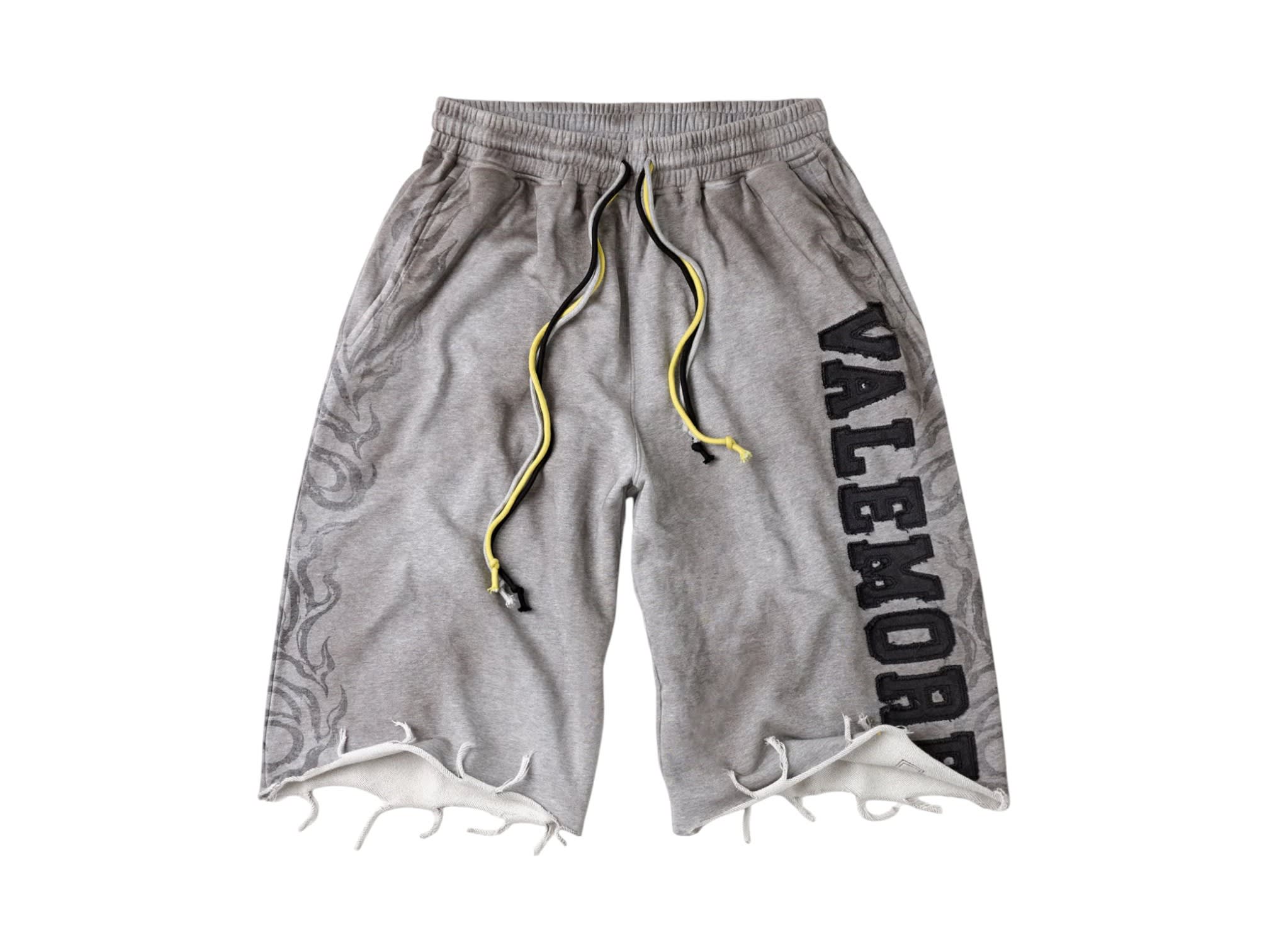 https://res.cloudinary.com/dlqdbsx2k/image/upload/v1786980705/2607_VALEMORE_TATTER-EDGE_LONG-SWEATSHORT_HTHR-GRY_GRAPHIC-FLAME_LD_001_l81zjc.jpg
