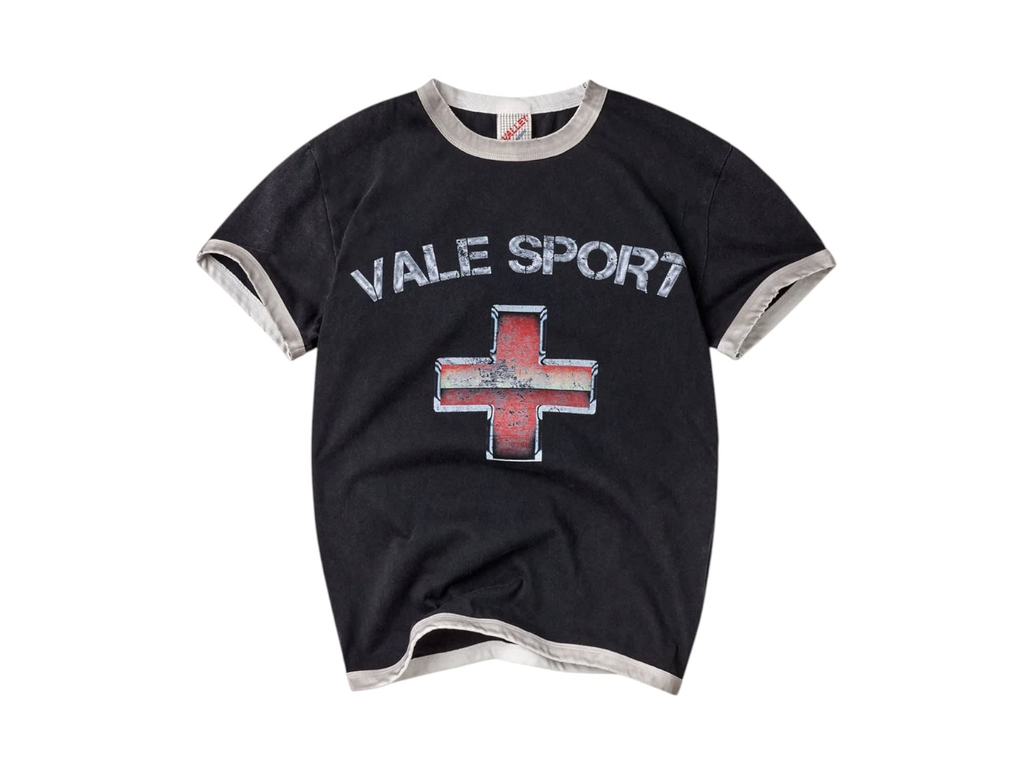 https://res.cloudinary.com/dlqdbsx2k/image/upload/v1788885804/2608_VALE-USA-SPORT_WORDMARK-CROSS-GRAPHIC_SHORT_SS-TEE_BLK_LD_001_1_xv7ut9.jpg