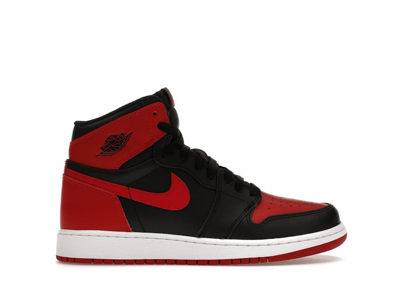https://res.cloudinary.com/dlqdbsx2k/image/upload/v1755700505/Air-Jordan-1-Retro-Bred-2016-GS-Product_V2_palwz9.jpg
