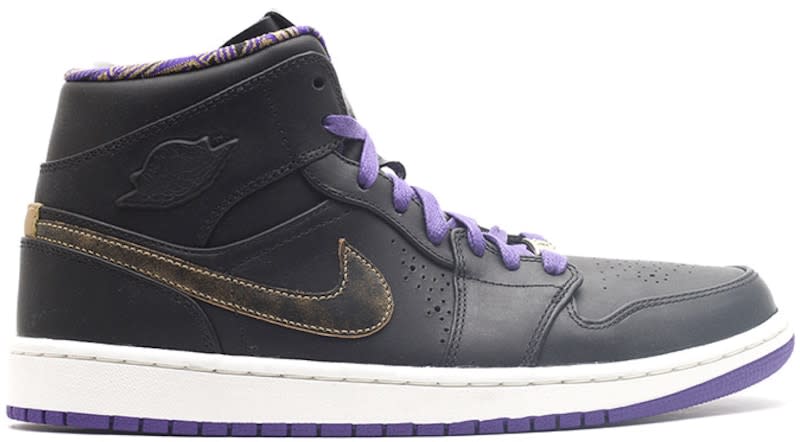 https://res.cloudinary.com/dlqdbsx2k/image/upload/v1776341680/Air-Jordan-1-Retro-Mid-Nouveau-Black-History-Month-2014_ks1z7p.jpg