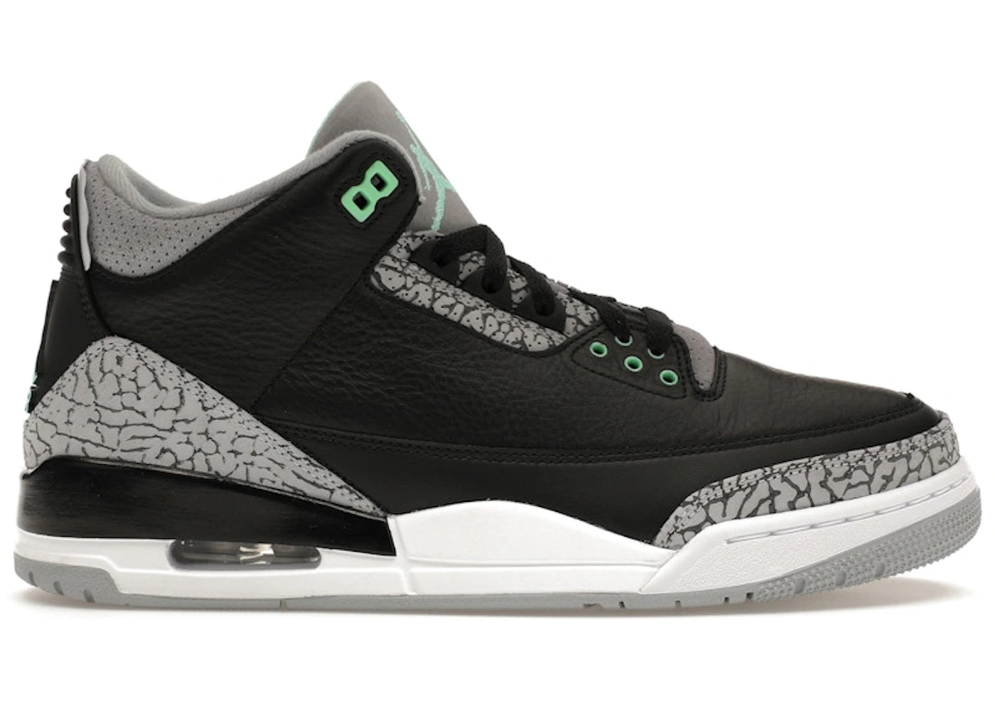 https://images.stockx.com/images/Air-Jordan-3-Retro-Green-Glow-Product.jpg?fit=fill&bg=FFFFFF&w=700&h=500&fm=webp&auto=compress&q=90&dpr=2&trim=color&updated_at=1738193358
