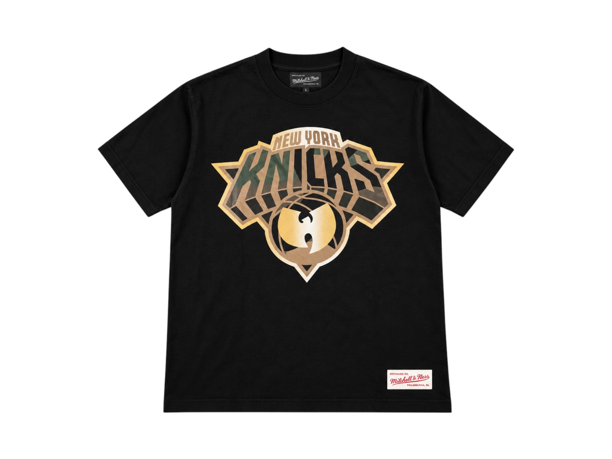 https://res.cloudinary.com/dlqdbsx2k/image/upload/v1791514307/Mitchell_Ness_x_New_York_Knicks_x_Wu-Tang_Camo_Fill_T-Shirt_Black-2_utdab8.jpg