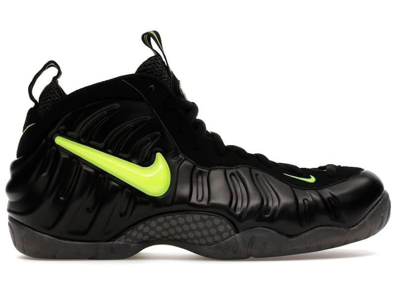 https://res.cloudinary.com/dlqdbsx2k/image/upload/v1781380607/Nike-Air-Foamposite-Pro-Voltage-2026-Product_ekwkqi.jpg