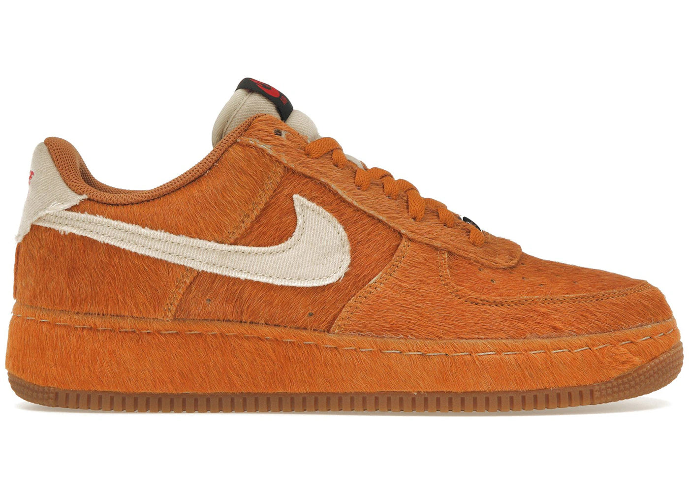 https://images.stockx.com/images/Nike-Air-Force-1-Low-Halloween-Savage-Beast-Product.jpg?fit=fill&bg=FFFFFF&w=700&h=500&fm=webp&auto=compress&q=90&dpr=2&trim=color&updated_at=1738193358