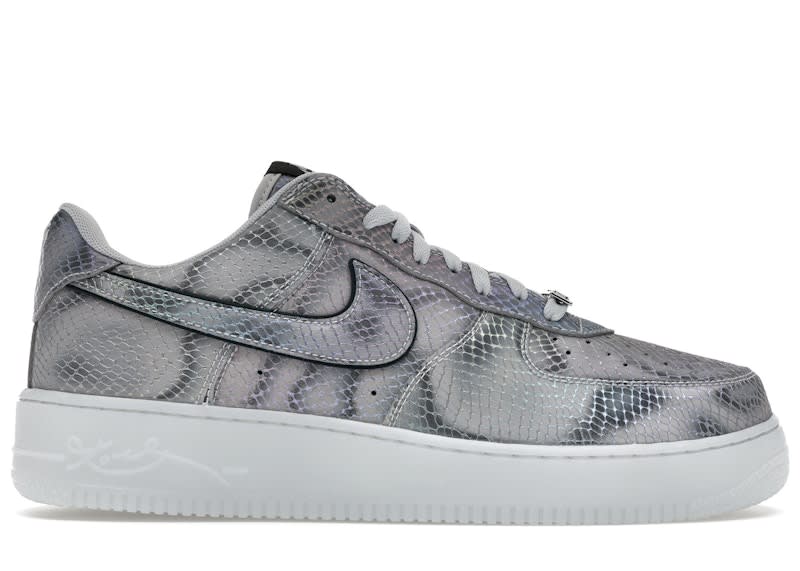 https://res.cloudinary.com/dlqdbsx2k/image/upload/v1771529769/Nike-Air-Force-1-Low-Protro-Kobe-Bryant-Lenticular-Product_oblpzk.jpg