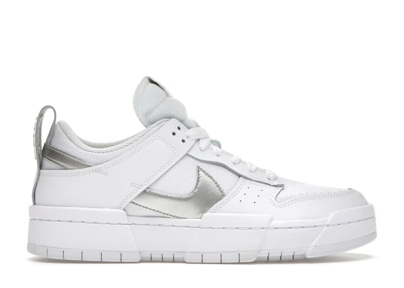 https://res.cloudinary.com/dlqdbsx2k/image/upload/v1742097762/Nike-Dunk-Low-Disrupt-White-Silver-W-Product_a4gbhd.jpg