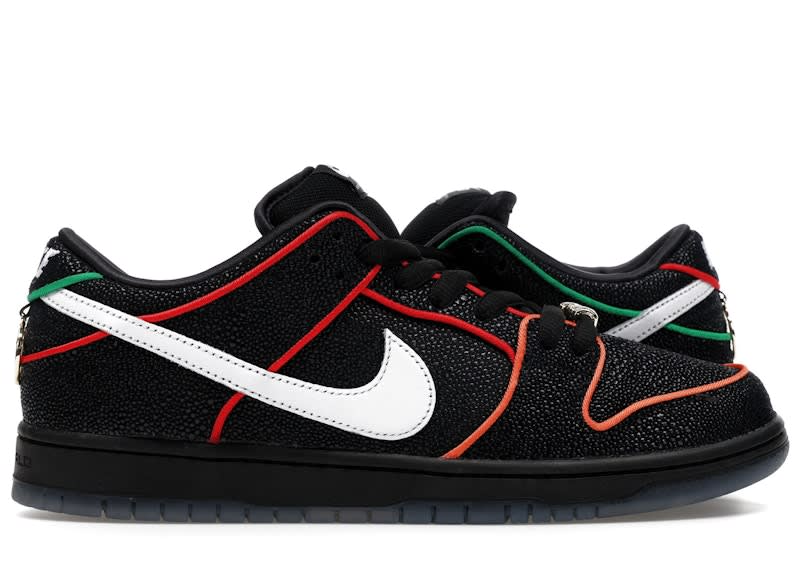https://res.cloudinary.com/dlqdbsx2k/image/upload/v1770686813/Nike-SB-Dunk-Low-Bronx-Girls-Skate-Product_o8vgtv.jpg