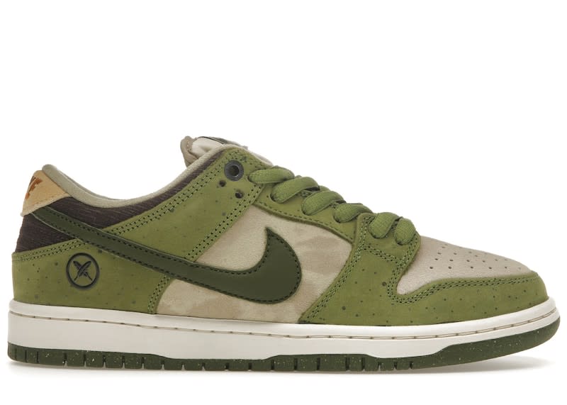 https://res.cloudinary.com/dlqdbsx2k/image/upload/v1744319171/Nike-SB-Dunk-Low-Yuto-Horigome-Asparagus-Product_f1o72n.jpg