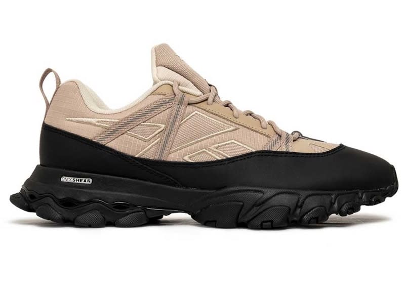 https://res.cloudinary.com/dlqdbsx2k/image/upload/v1772468505/Reebok-DMX-Trail-Shadow-Modern-Beige-Black_xczt0u.jpg