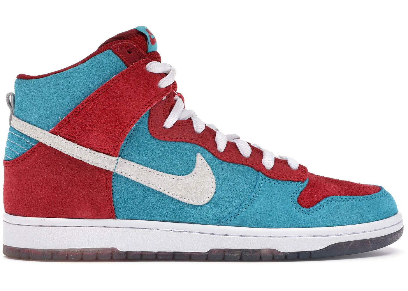 https://images.stockx.com/images/SB-Dunk-High-Bloody-Gums-Product.jpg?fit=fill&bg=FFFFFF&w=700&h=500&fm=webp&auto=compress&q=90&dpr=2&trim=color&updated_at=1738193358