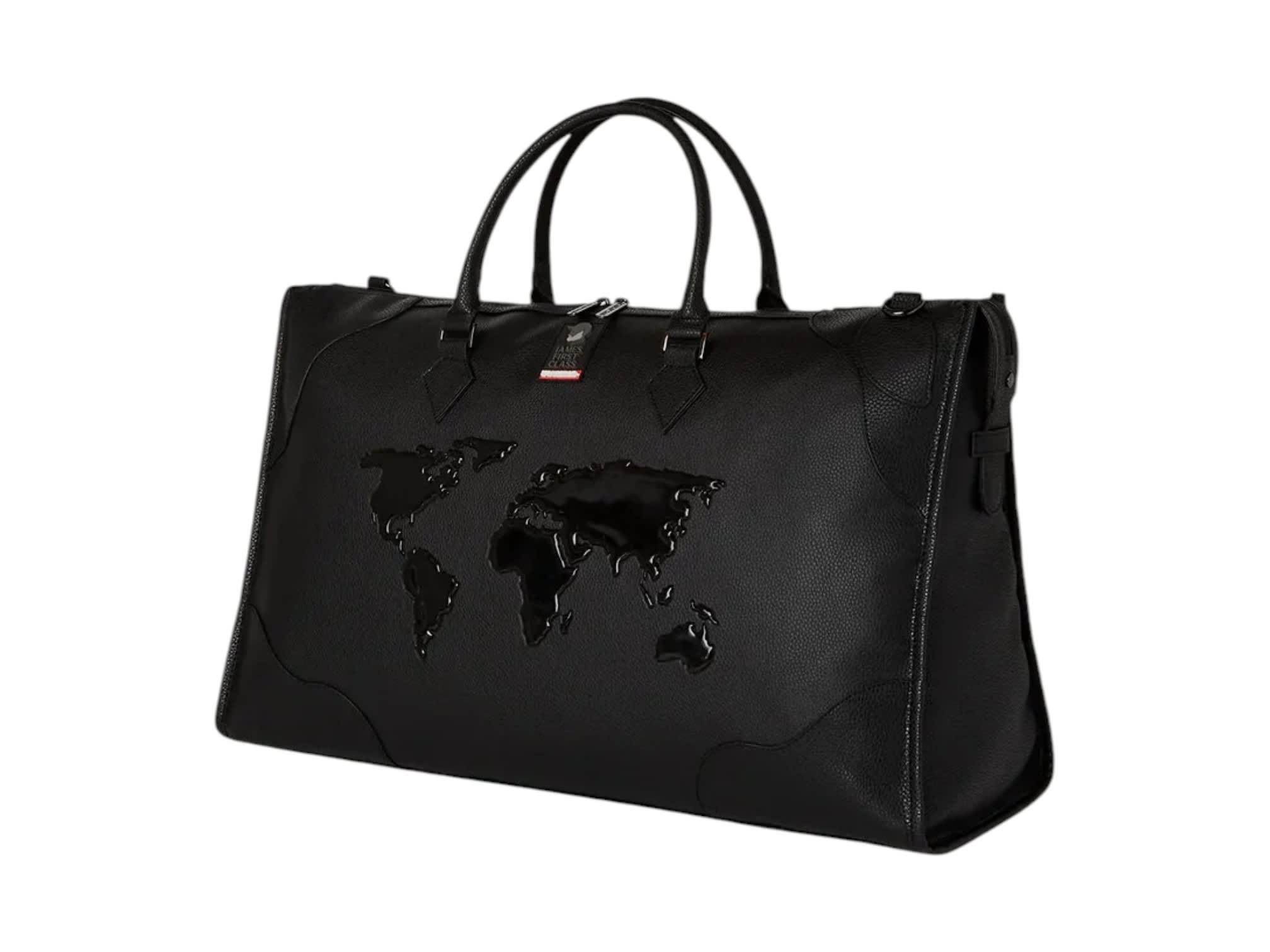 https://res.cloudinary.com/dlqdbsx2k/image/upload/v1783967459/Sprayground_King_James_Pyramid_Duffle_xxurkc.jpg
