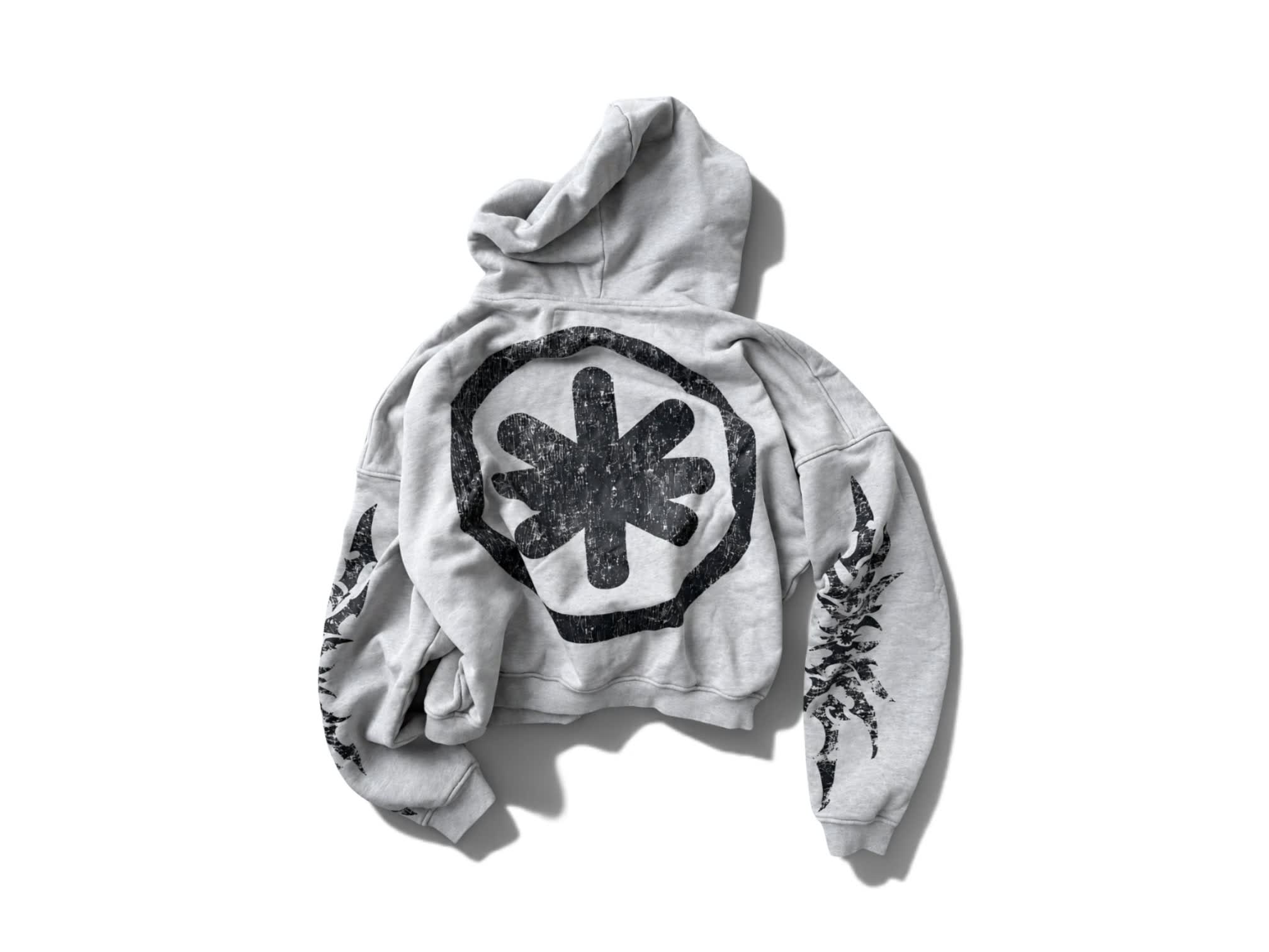 https://res.cloudinary.com/dlqdbsx2k/image/upload/v1790537845/VINTAGE_GRUNGE_HOODIE_GREY_-2_pe3alb.jpg