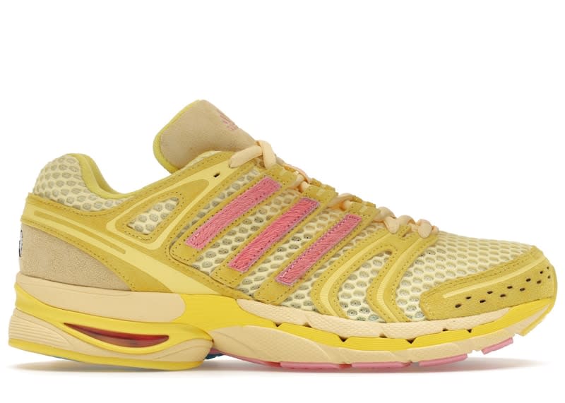 https://res.cloudinary.com/dlqdbsx2k/image/upload/v1776656229/adidas-Adistar-Control-5-Unheardof-Pork-Chop-Piggy-Runner-20-Cheeseburger-Product_nmcepj.jpg