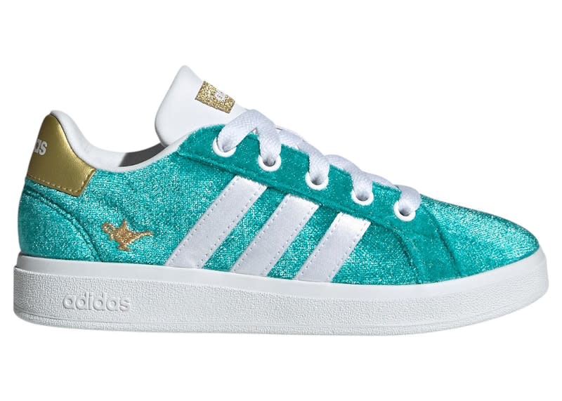 https://res.cloudinary.com/dlqdbsx2k/image/upload/v1758932392/adidas-Grand-Court-20-Disney-Jasmine-Pure-Teal-GS_d28zec.jpg