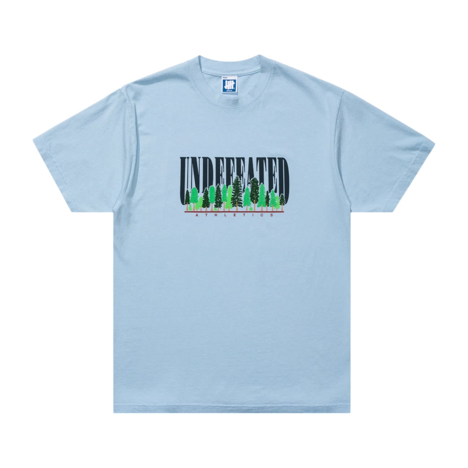 http://res.cloudinary.com/dlqdbsx2k/image/upload/v1740869367/apparel_tees_undefeated_trees-ss-tee_80511.color_sky-blue.view_1-Photoroom_g7yxth.jpg